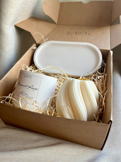 Dein Individuelles Kerzenset - Weißes Tablett / Baccarat Rouge / Swirl - Personalisiert -